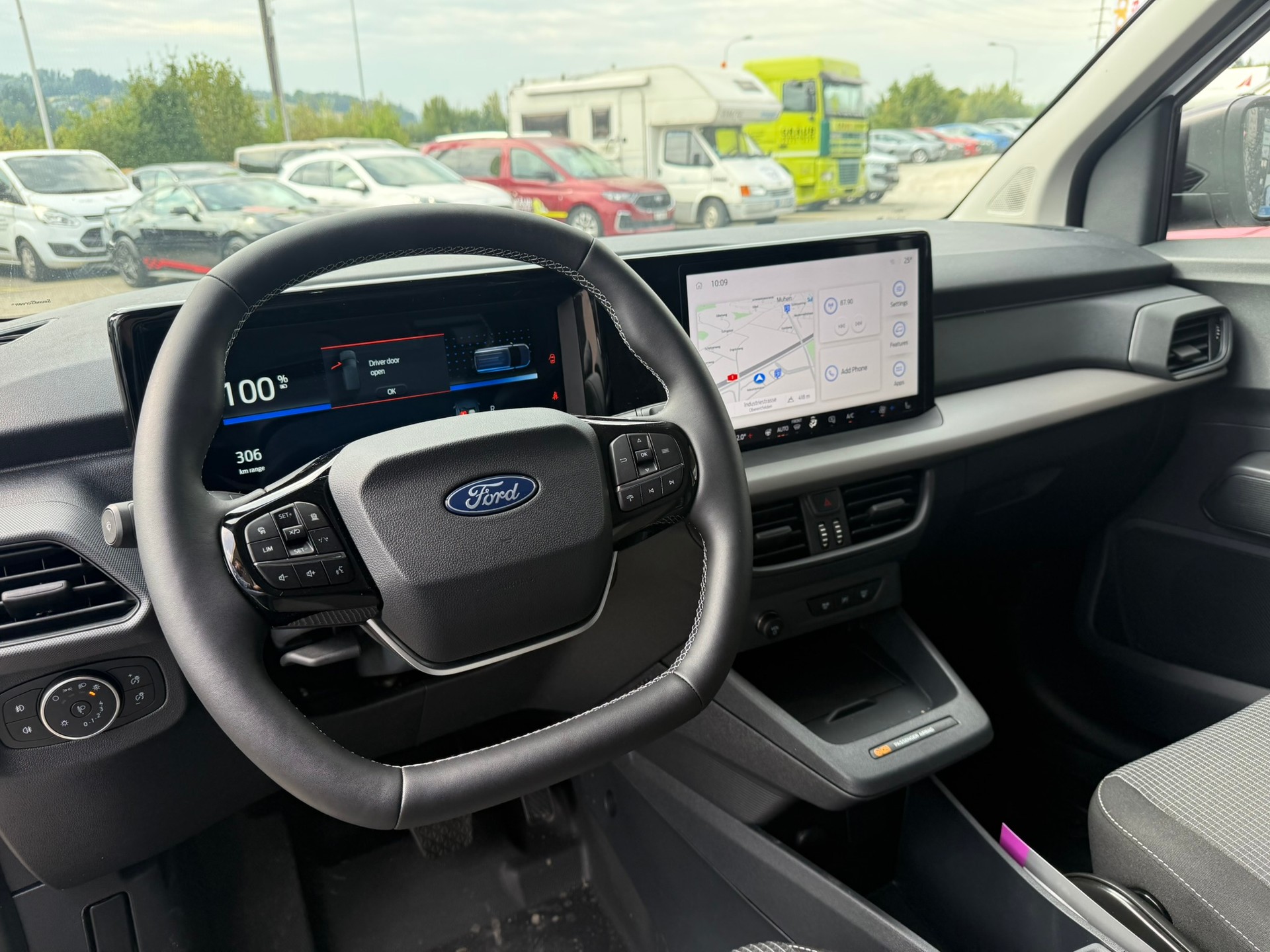 FORD E-Transit Courier Van Trend 43,5kWh-image-8