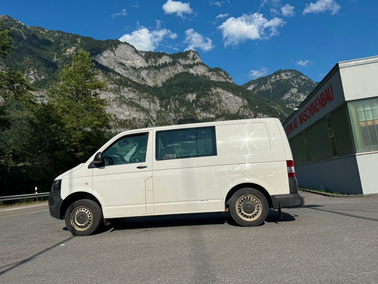 VW T5 2.0 TDI 4Motion-image-5