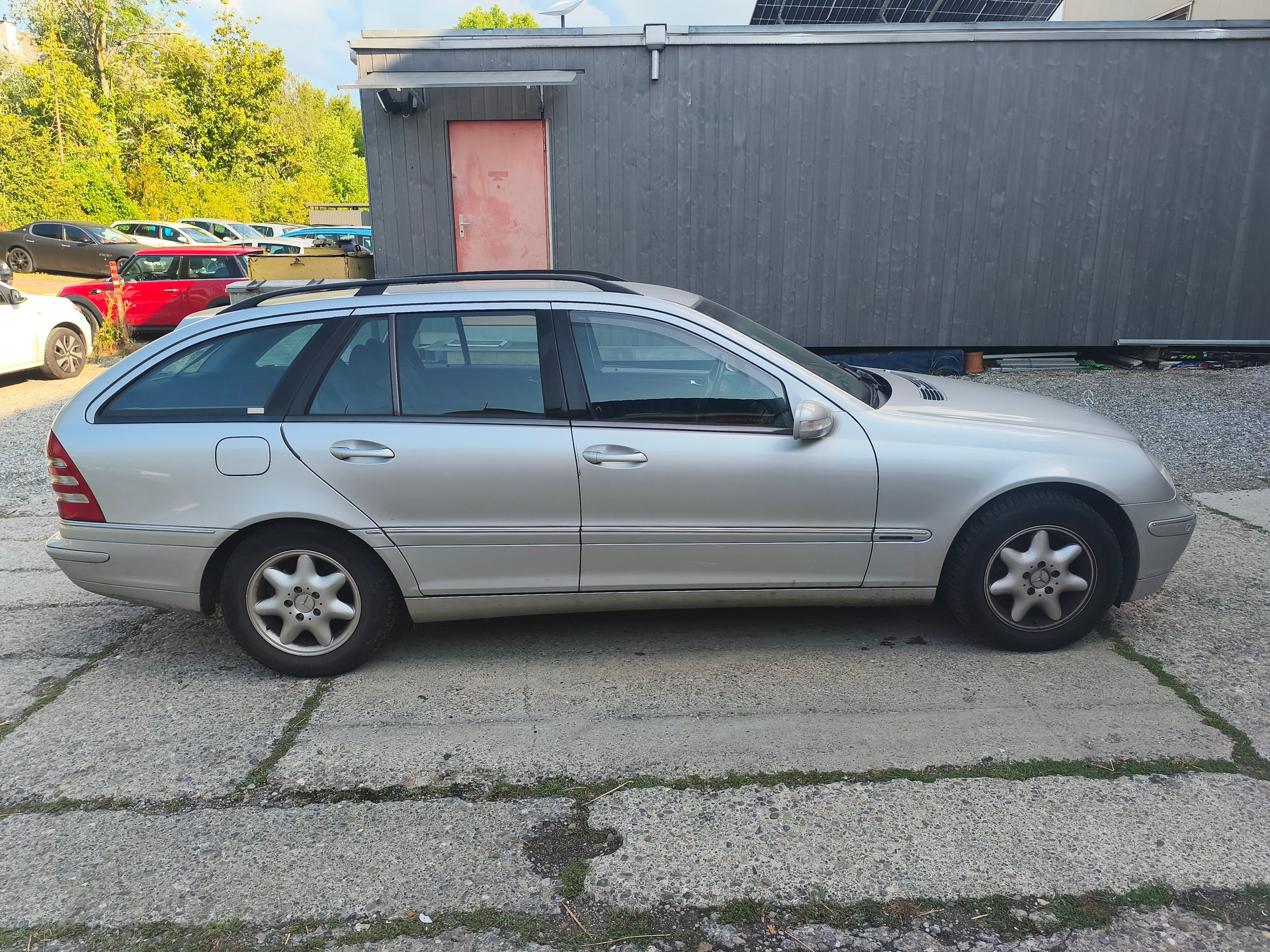 MERCEDES-BENZ C 220-image-3