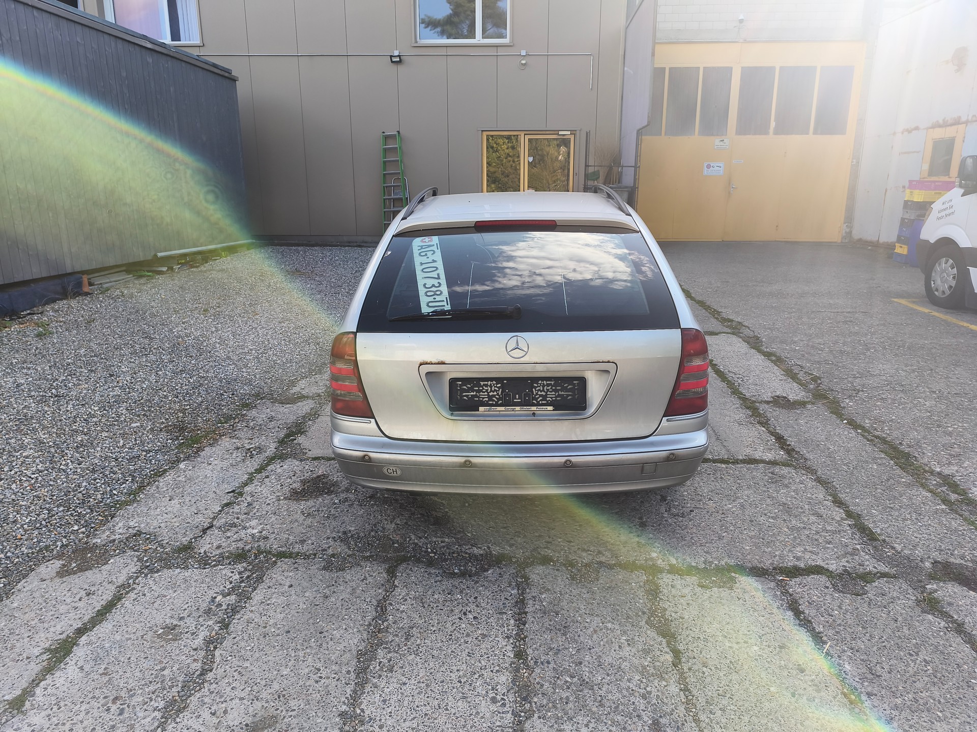 MERCEDES-BENZ C 220-image-2