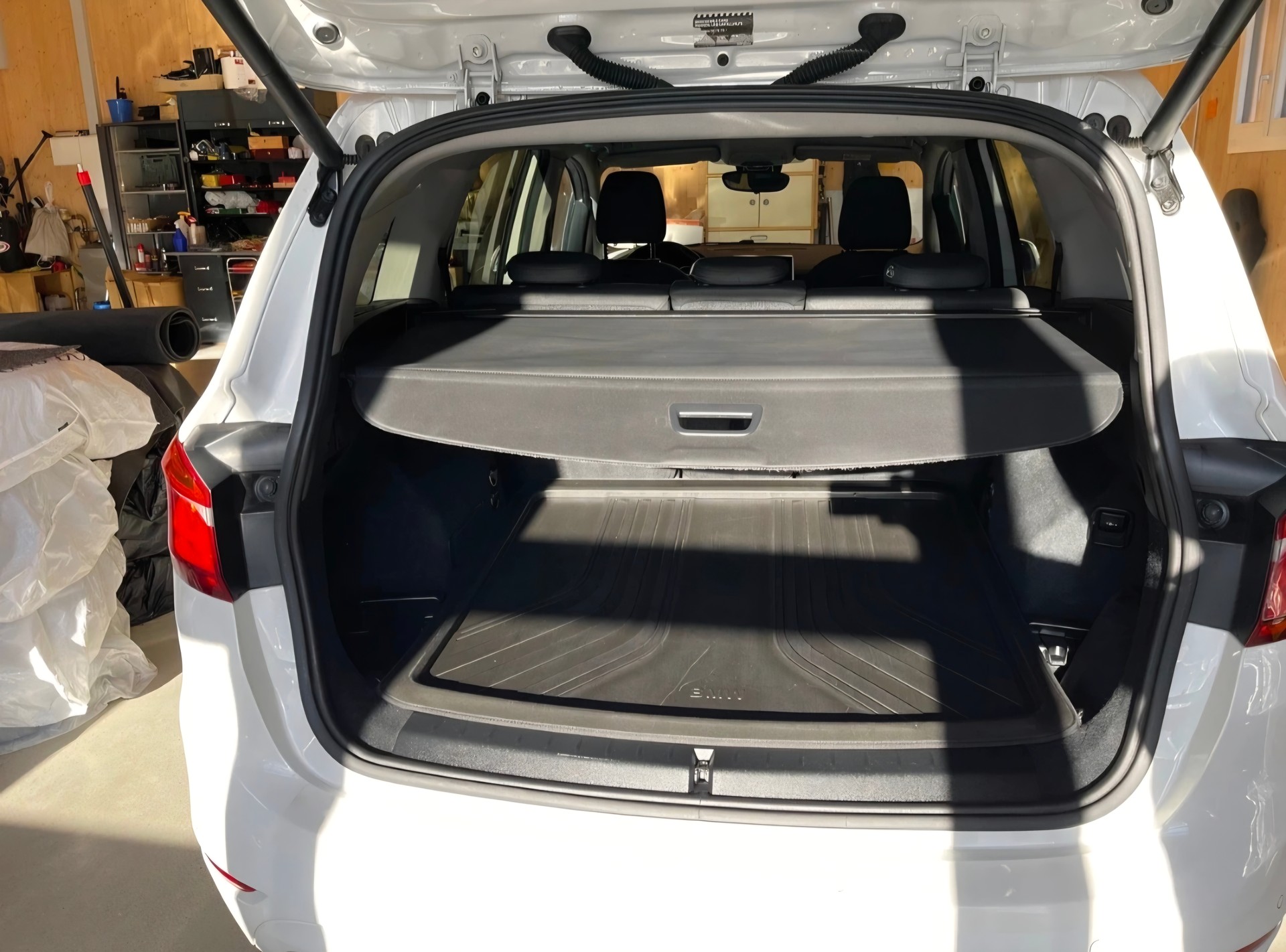 BMW 218d Gran Tourer Steptronic-image-11