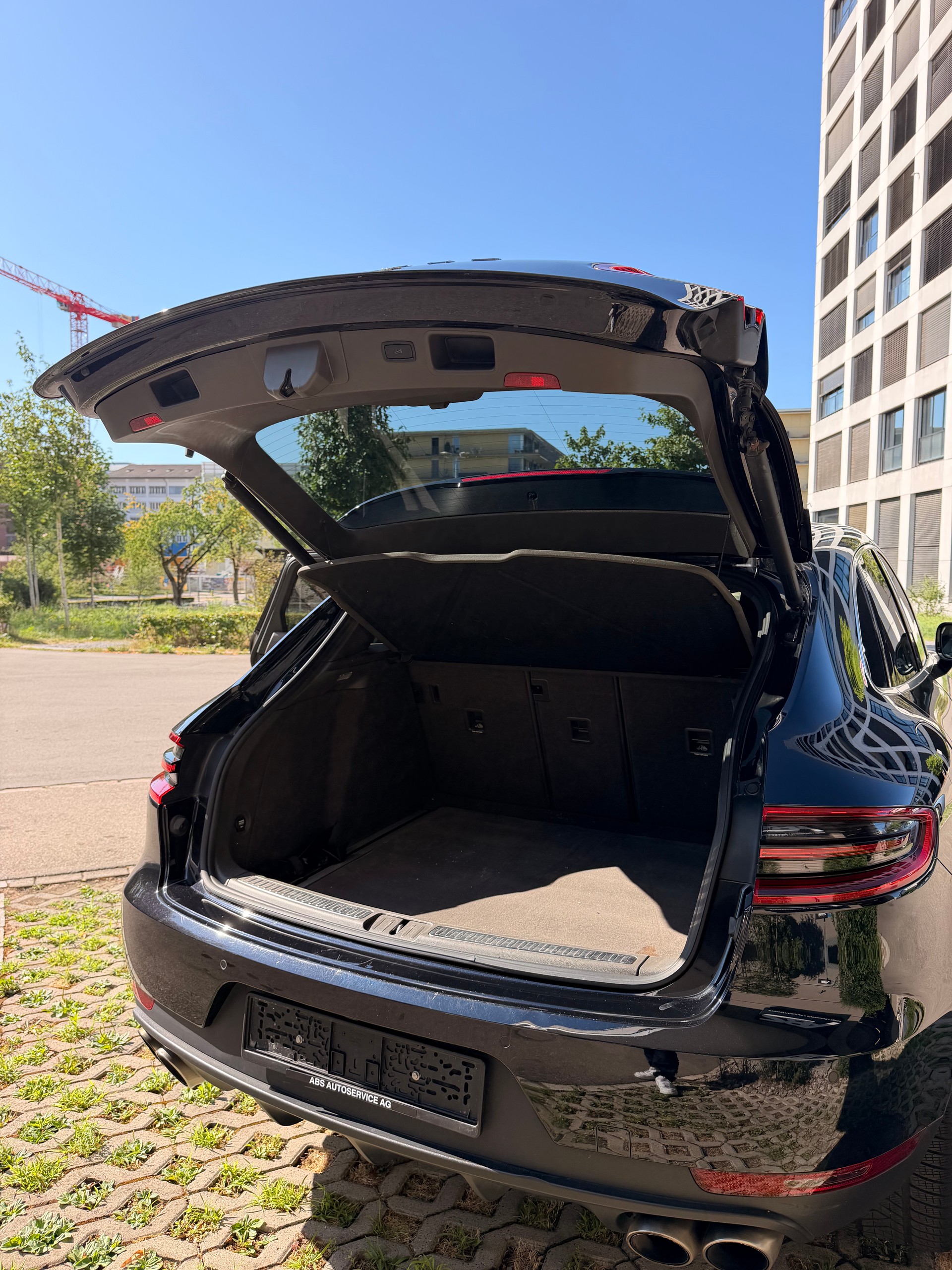 PORSCHE Macan S PDK-image-8