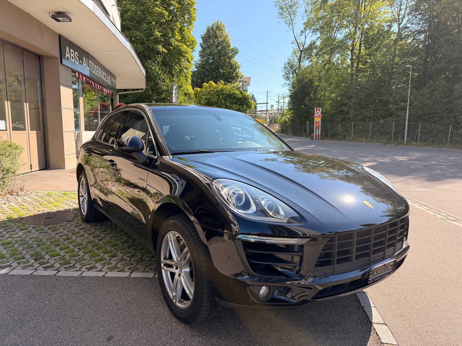 PORSCHE Macan S PDK-image-1