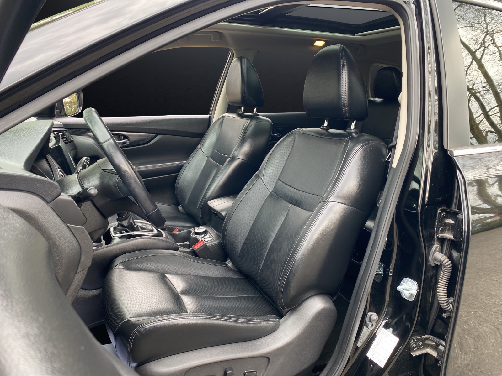 NISSAN X-Trail 2.0 dCi tekna Xtronic CVT ALL-MODE, Leder AWD 4x4 (Allrad) 7-Sitzer Automat Diesel | 177 PS | Frisch ab MFK & Service“-image-9