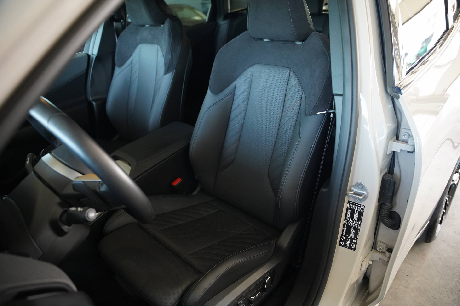 BMW X3 xDrive 48V 40d M Sport Pro-image-9