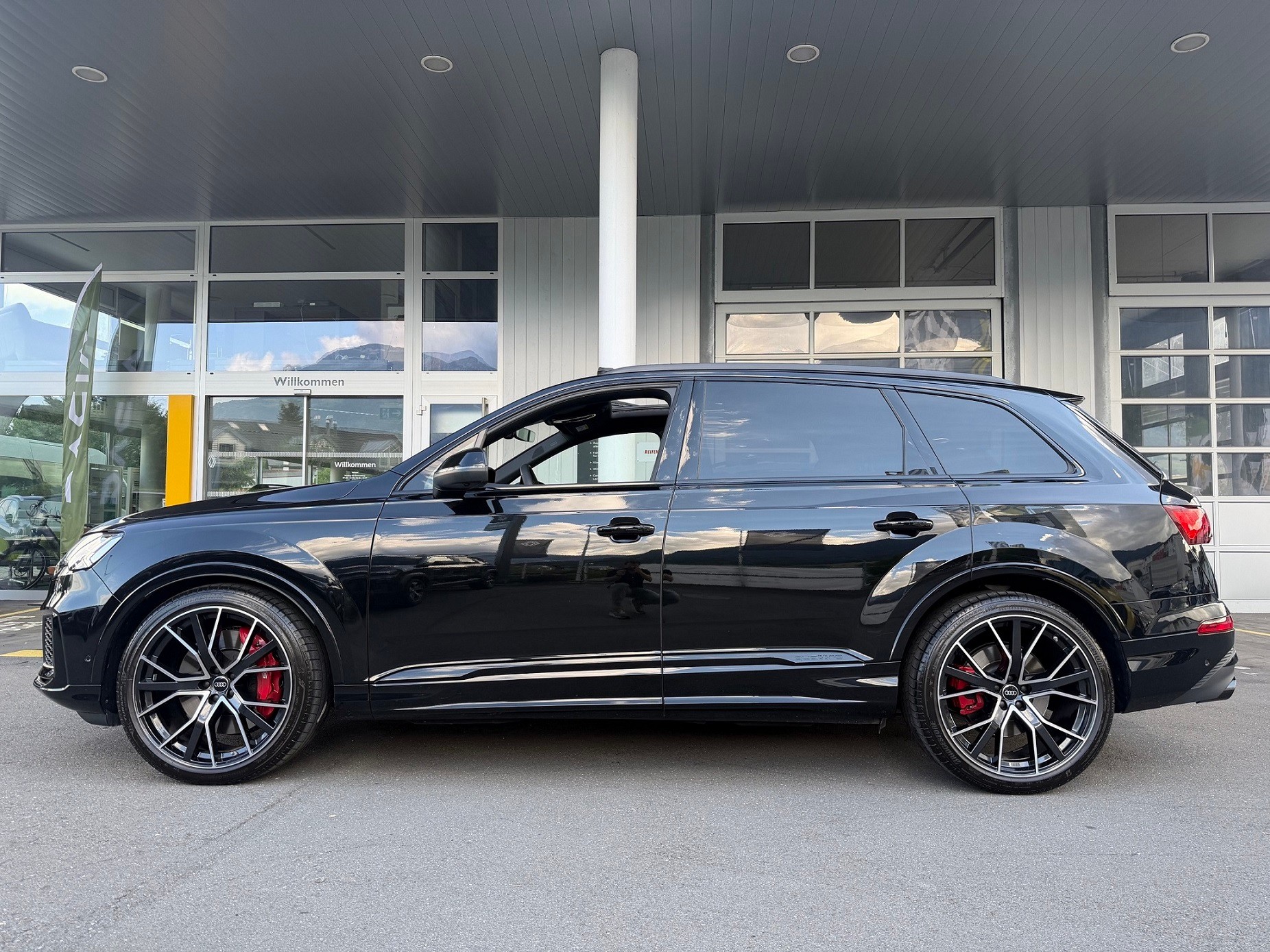 AUDI SQ7 4.0 V8 TFSI quattro T-Tronic-image-0