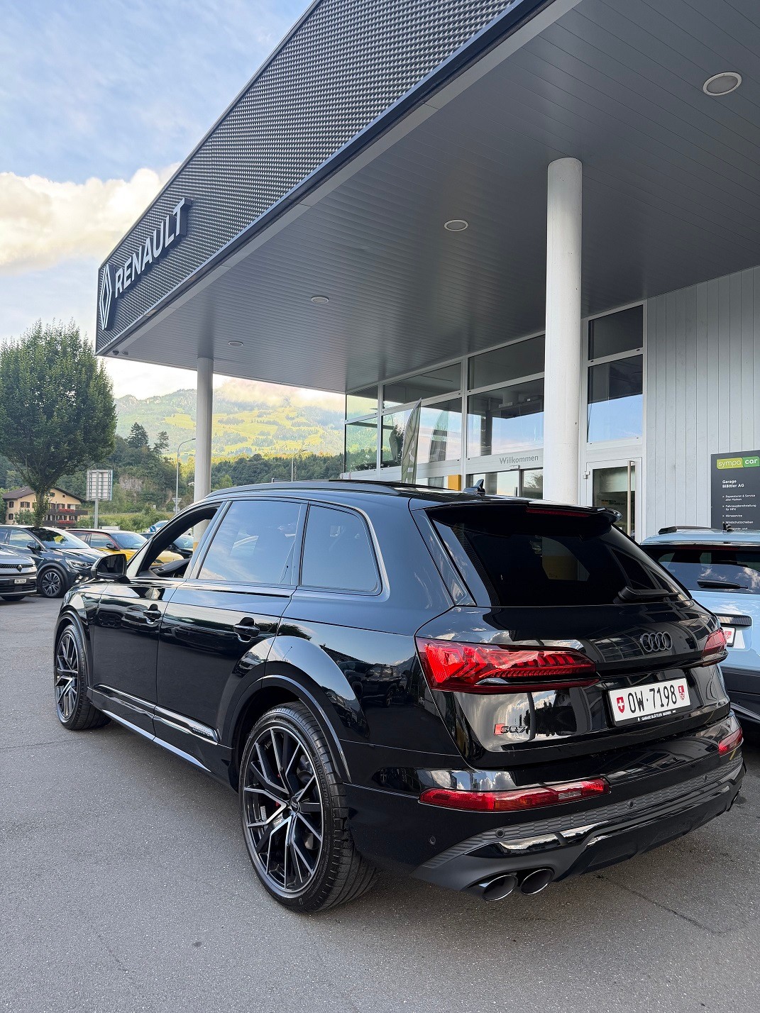 AUDI SQ7 4.0 V8 TFSI quattro T-Tronic-image-3