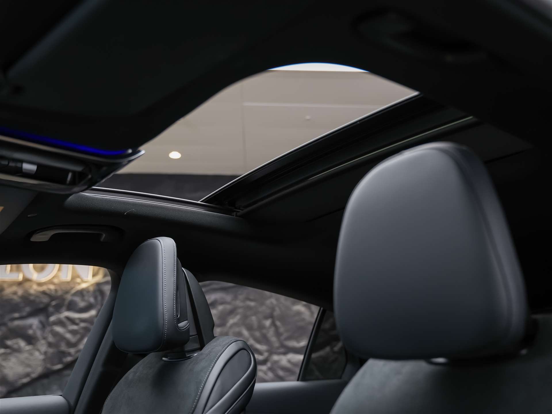 MERCEDES-BENZ GLC Coupé 220 d 4Matic 9G-Tronic *Panorama*21" Felgen*Digital Light*-image-10