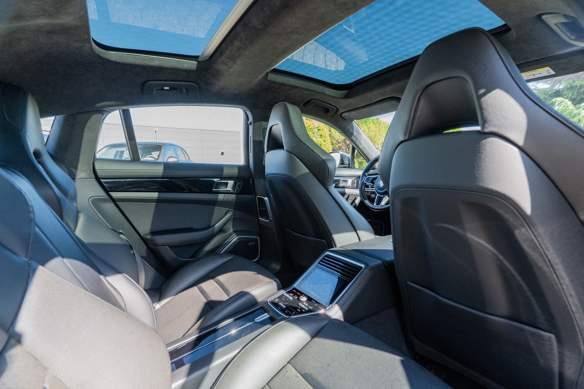 PORSCHE Panamera Turbo PDK-image-10