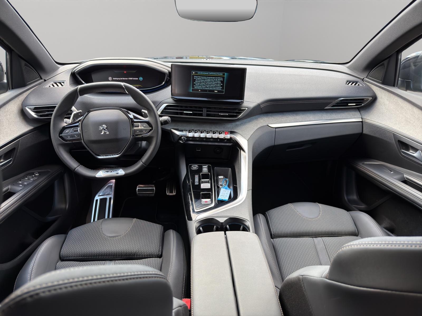 PEUGEOT 3008 1.6 Plug-in Hybrid GT-image-6