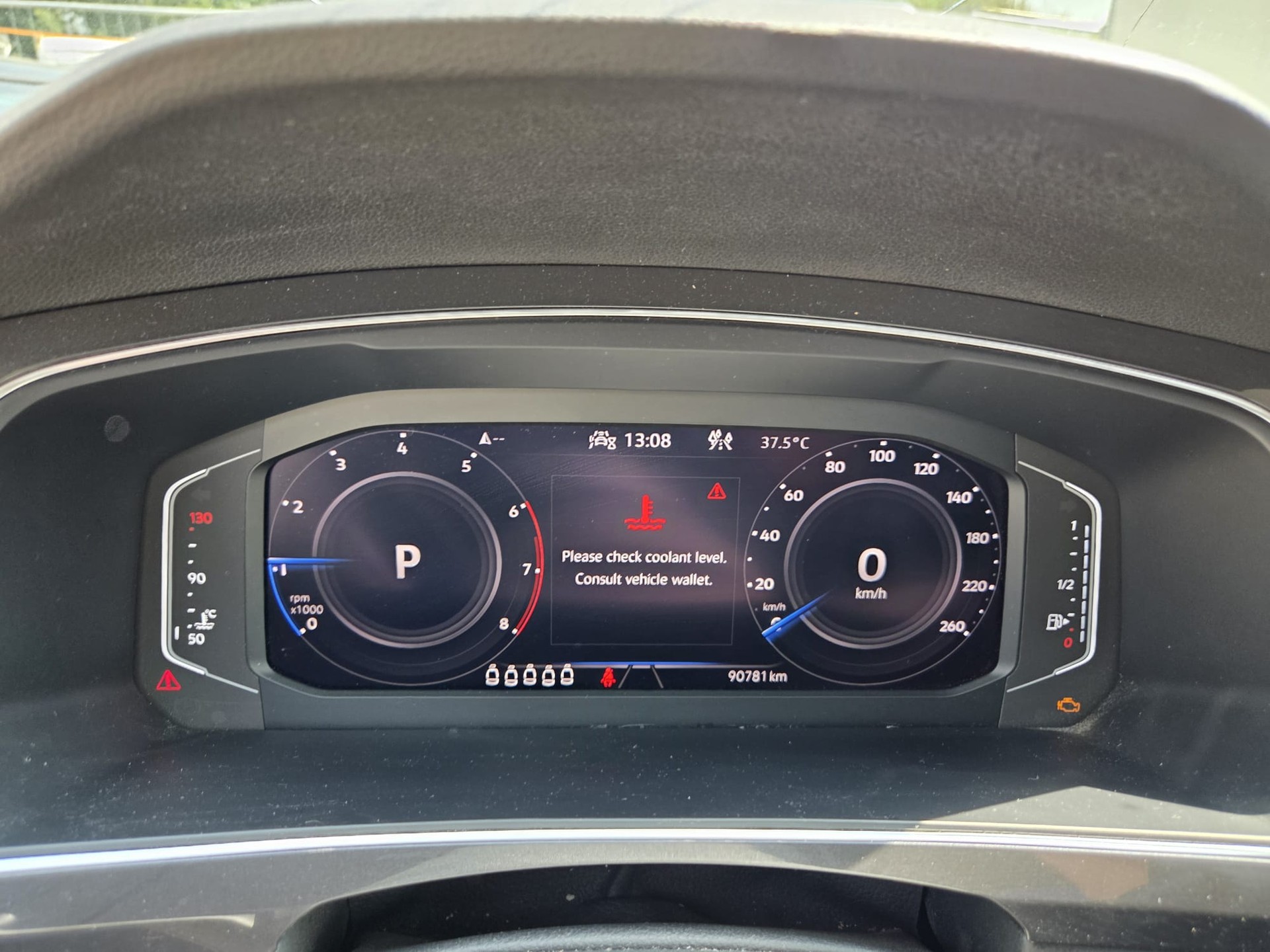 VW Tiguan Allspace 2.0TSI Highline 7Platz 4Motion DSG-image-14
