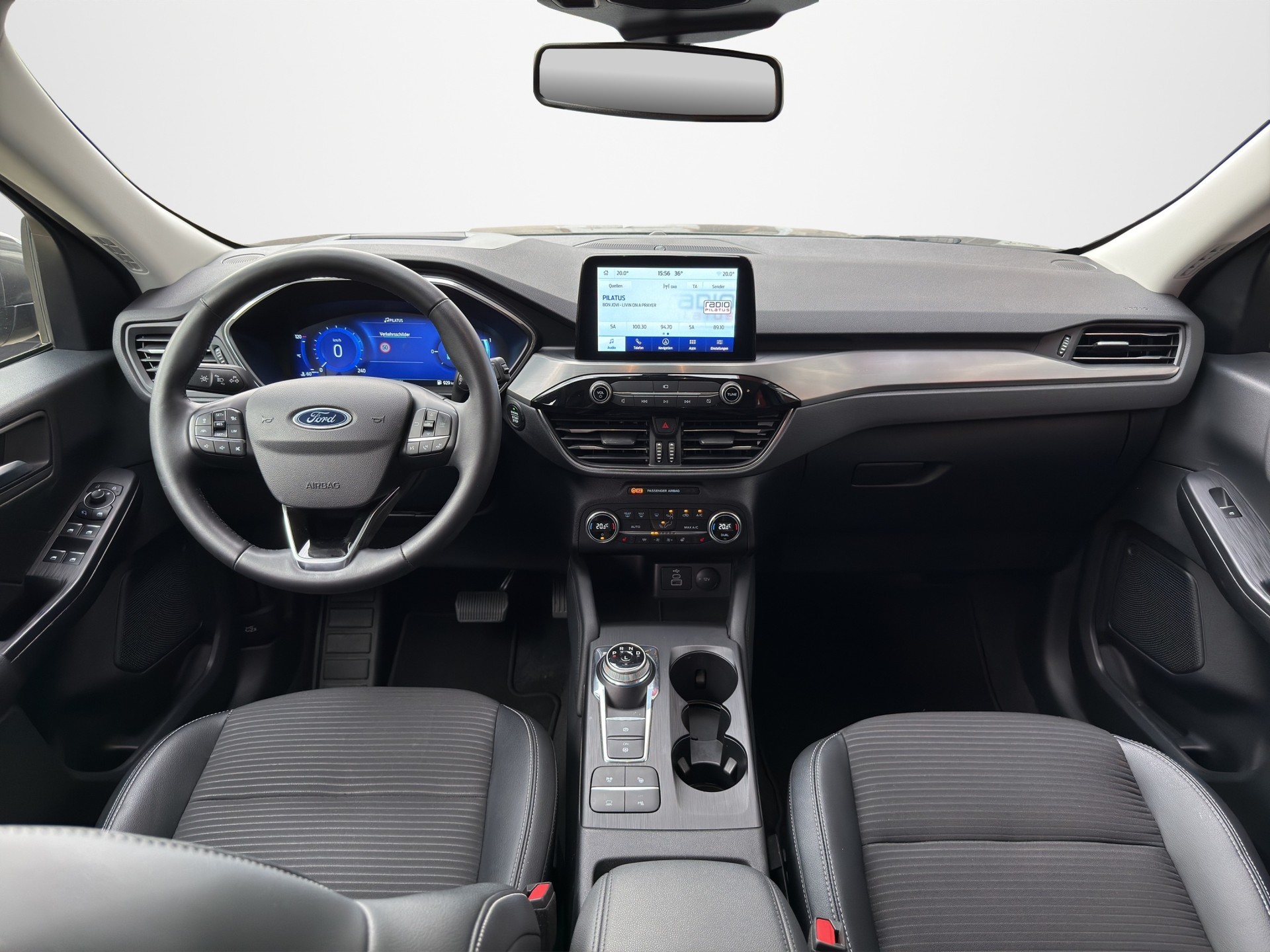 FORD Kuga 2.5 FHEV Titanium X 4WD-image-5