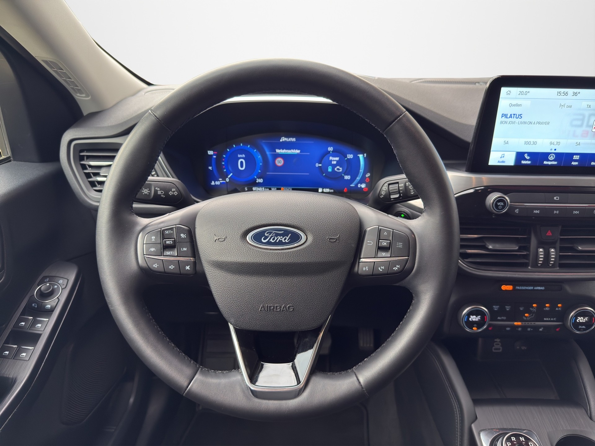 FORD Kuga 2.5 FHEV Titanium X 4WD-image-7