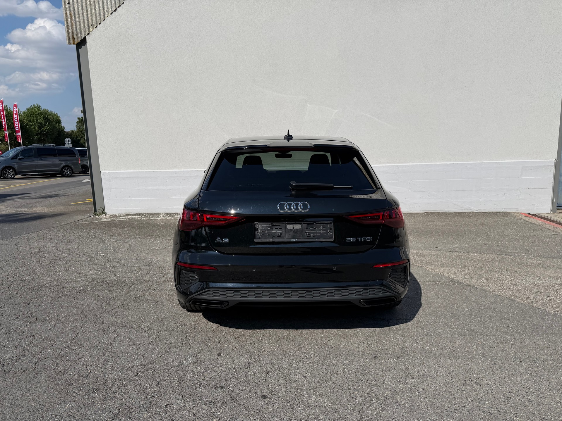 AUDI A3 Sportback 35 TFSI S line Attraction S-tronic – Garantie constructeur + Service jusqu'à 100'000 km-image-3