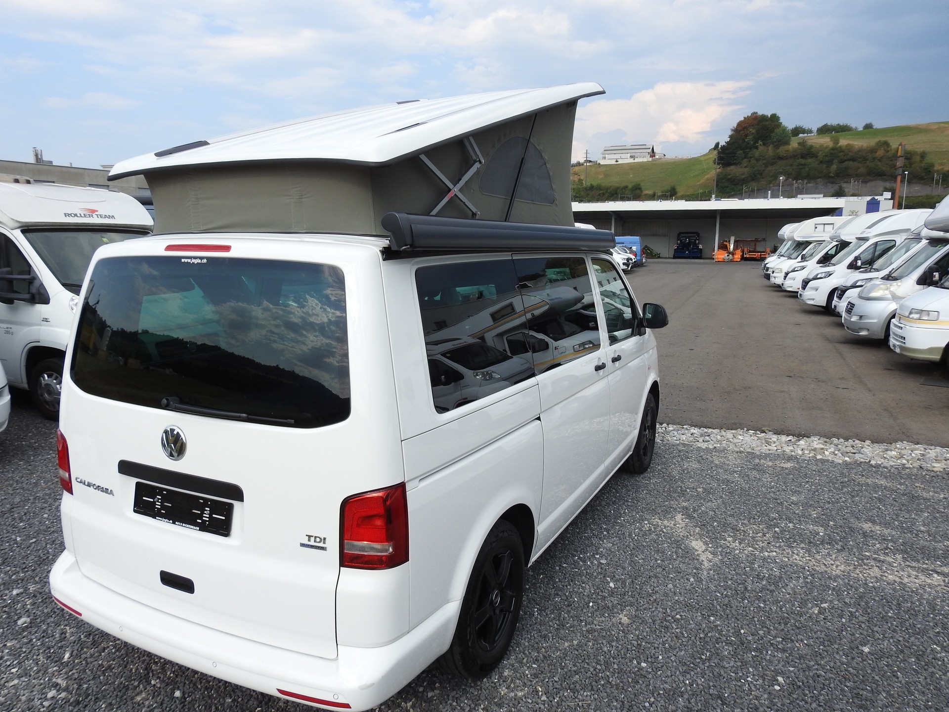 VW T5 California 2.0 TDI Beach Travel-image-29