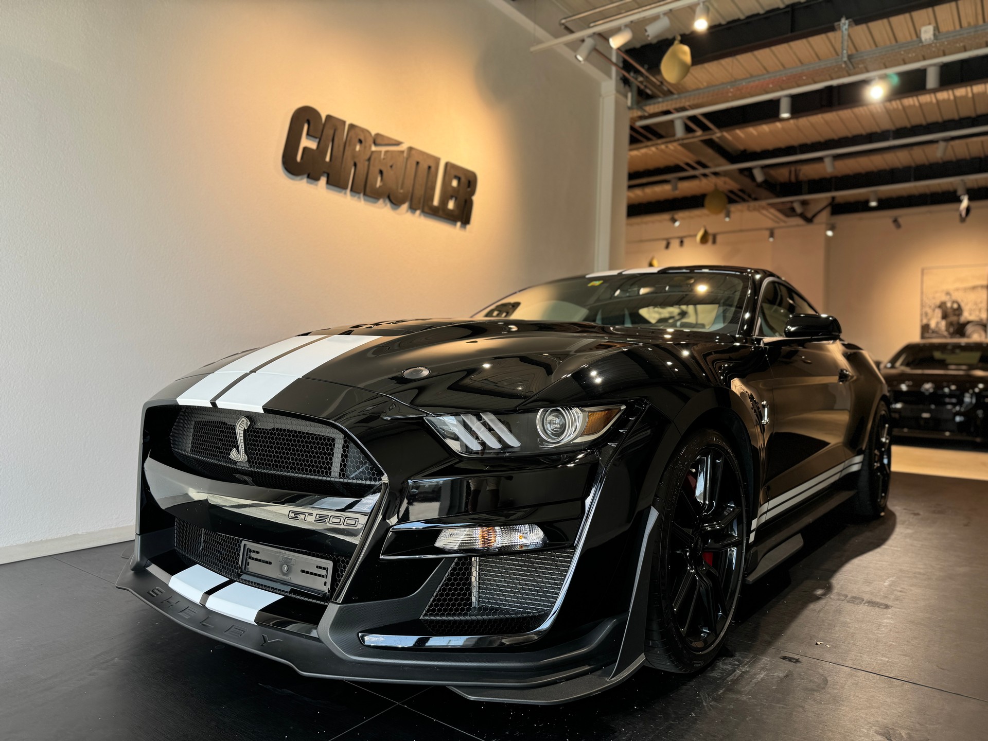 FORD Mustang SHELBY GT500 5.2L 774 PS BLACK PREDATOR đ-image-1