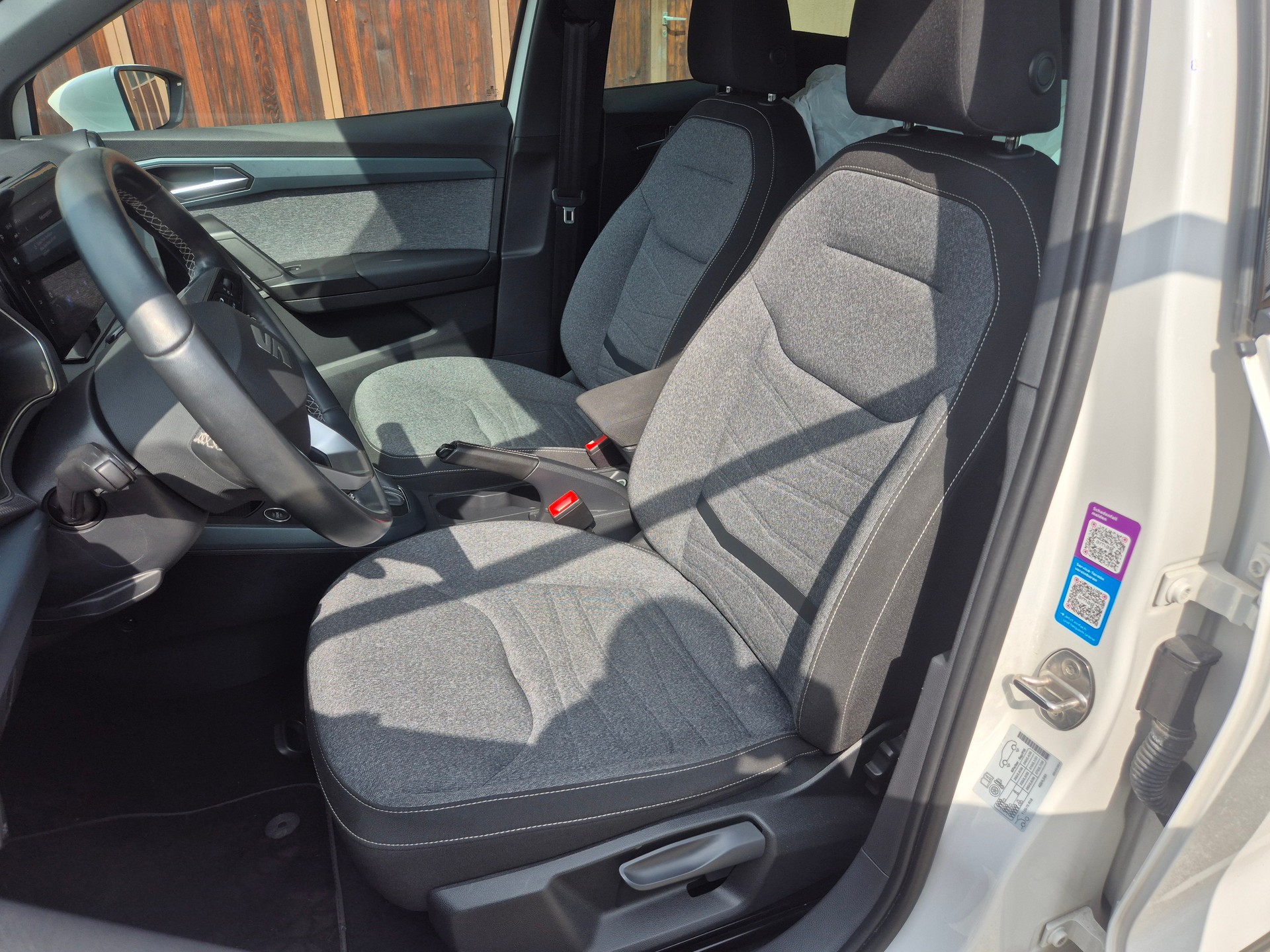 SEAT Arona 1.0 TSI Eco Hola Xperience DSG-image-10