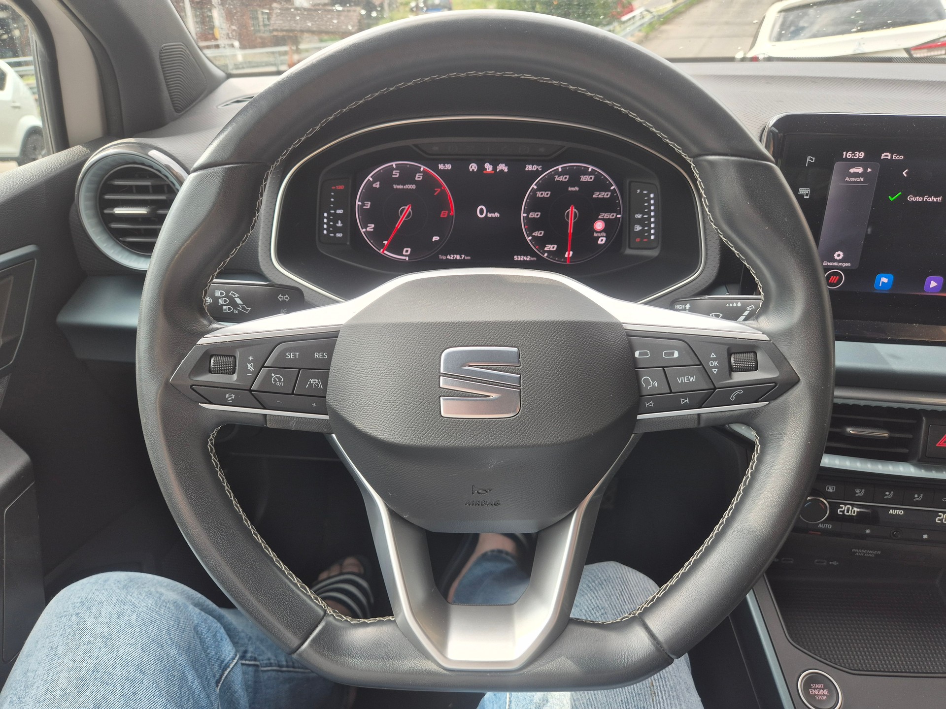 SEAT Arona 1.0 TSI Eco Hola Xperience DSG-image-5