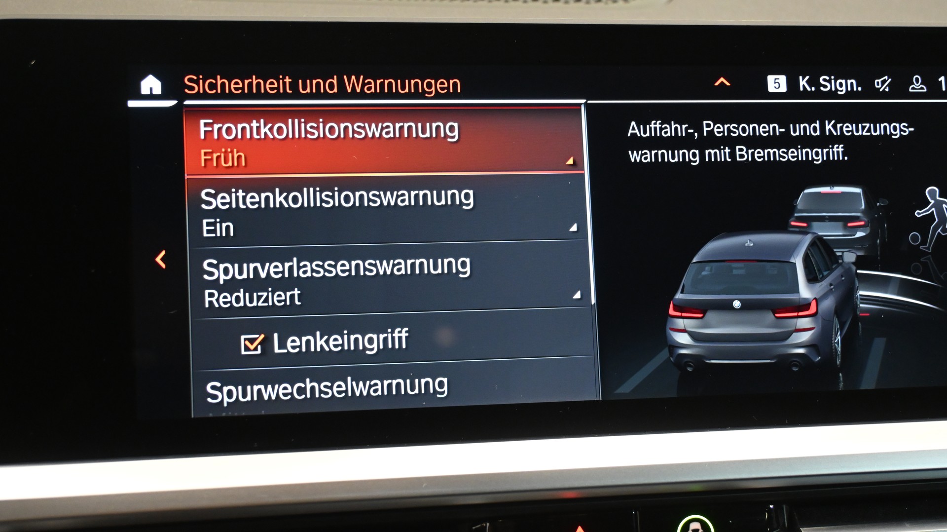 BMW 320d Touring M Sport Steptronic-image-9