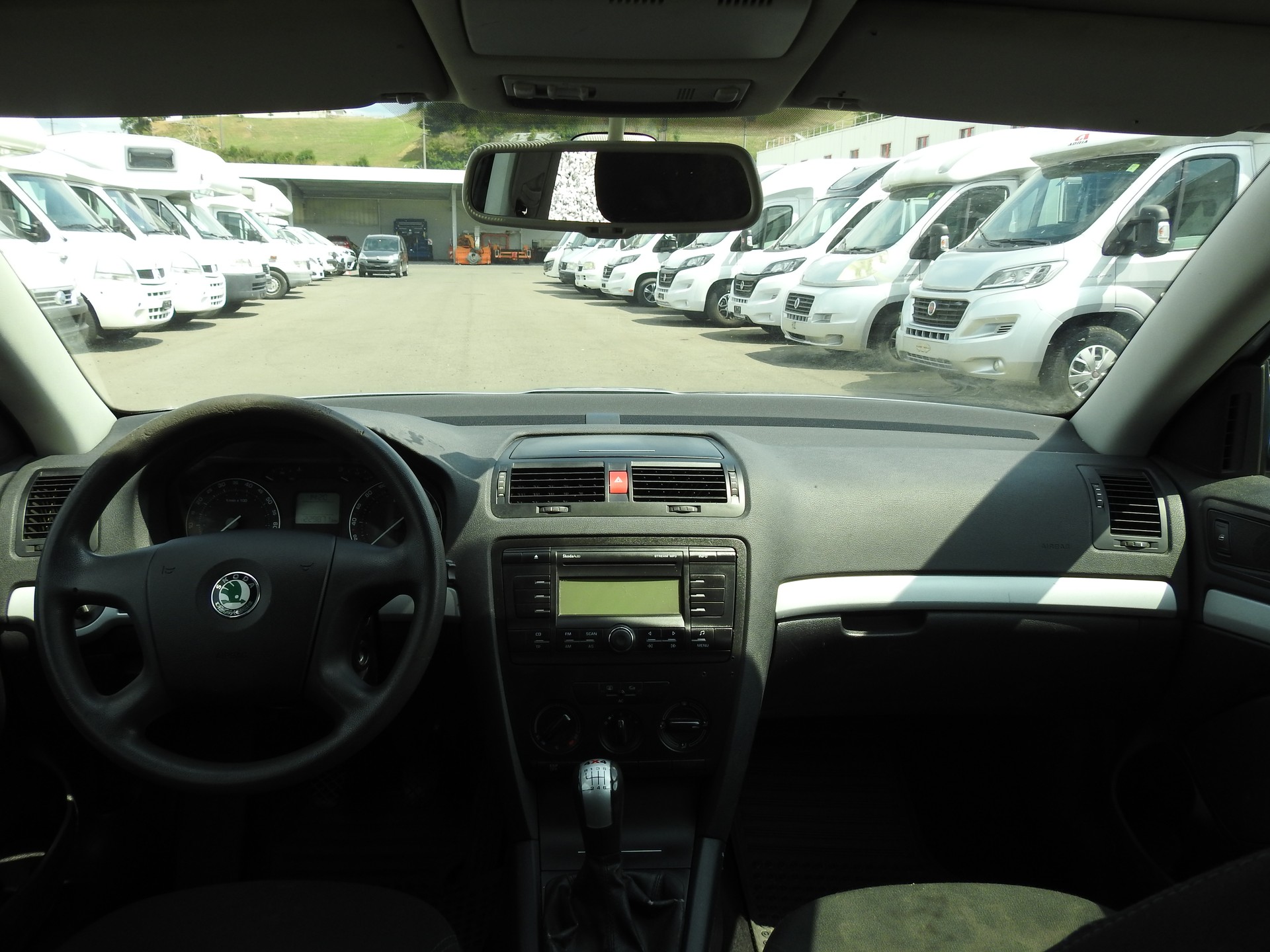 SKODA Octavia 2.0 FSI Swiss Adventure 4x4-image-14
