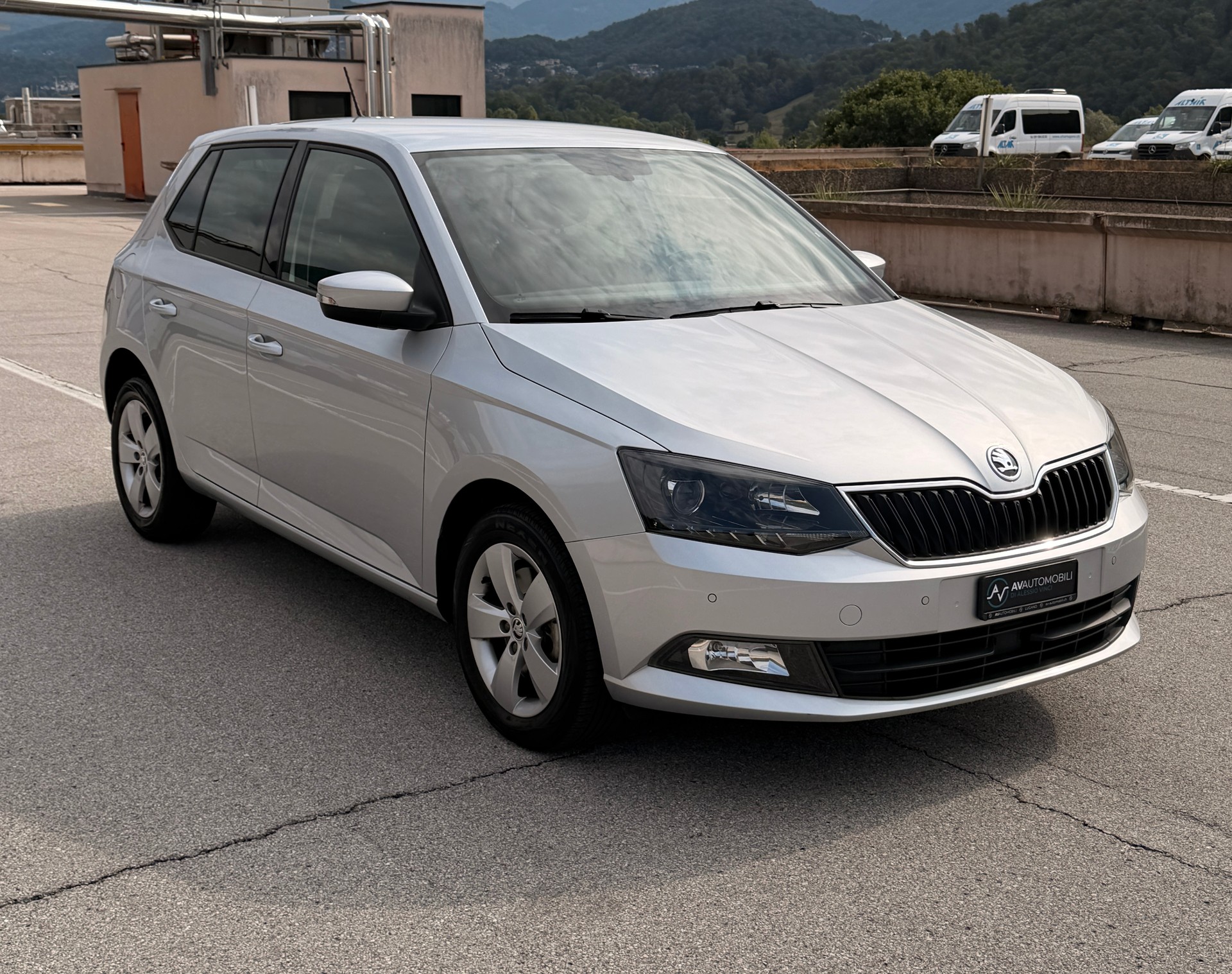 SKODA Fabia 1.0 TSI Ambition DSG-image-1