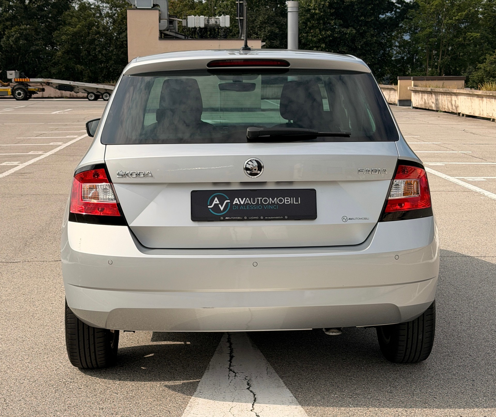 SKODA Fabia 1.0 TSI Ambition DSG-image-3