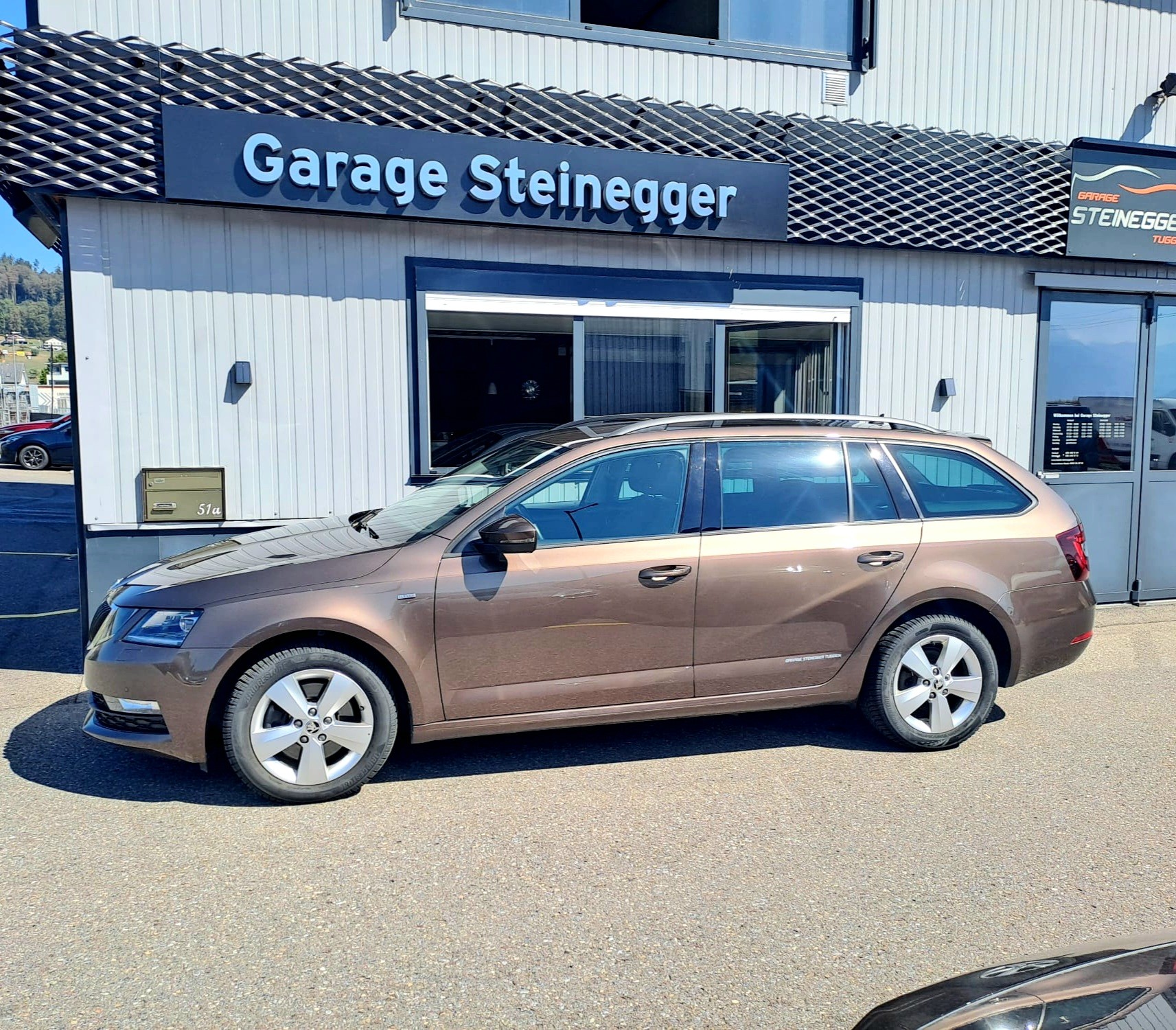 SKODA Octavia Combi 2.0 TDI Ambition 4x4 DSG-image-4