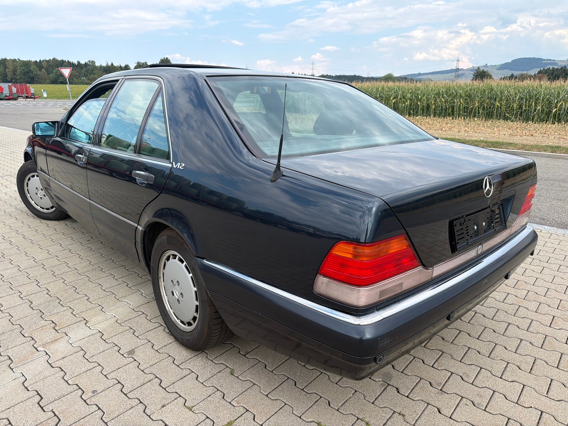 MERCEDES-BENZ S 600 Automatic-image-2