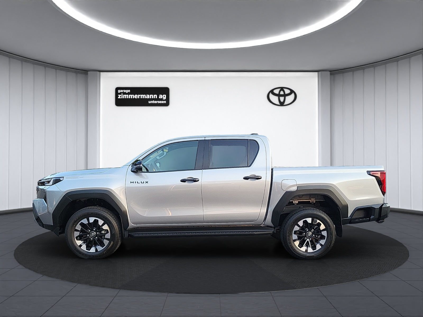 TOYOTA Hilux Double Cab.-Pick-up 2.8 style-image-10