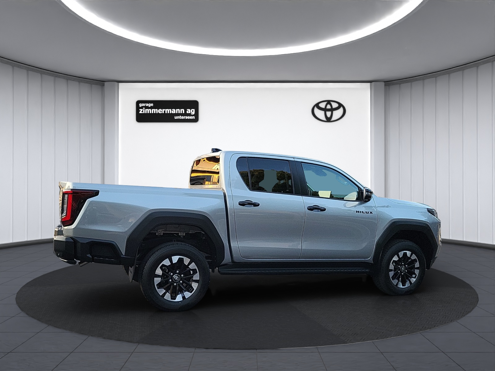 TOYOTA Hilux Double Cab.-Pick-up 2.8 style-image-5