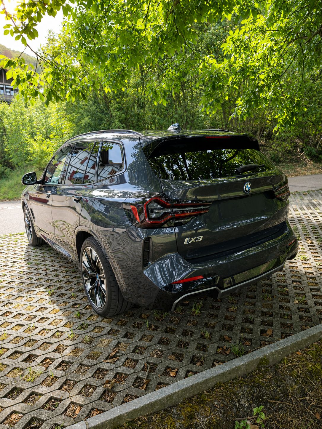 BMW Impressiv-image-1