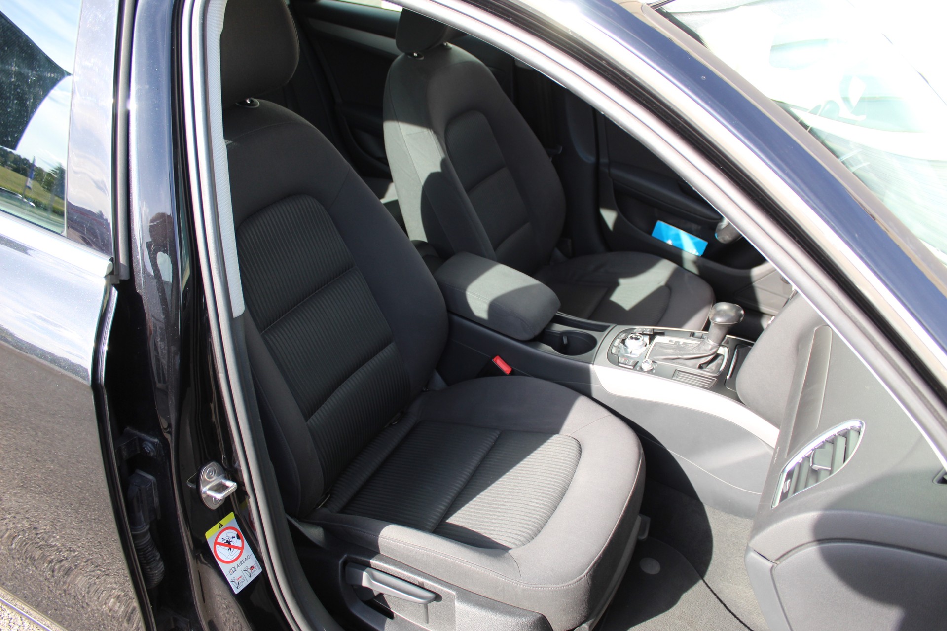 AUDI A4 Avant 2.0 TDI multitronic-image-10