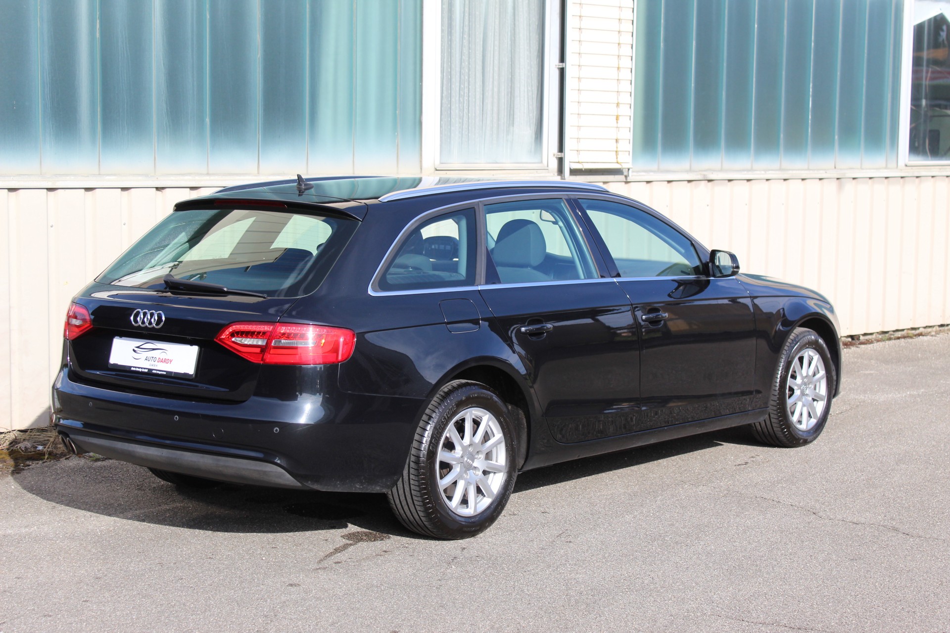 AUDI A4 Avant 2.0 TDI multitronic-image-2