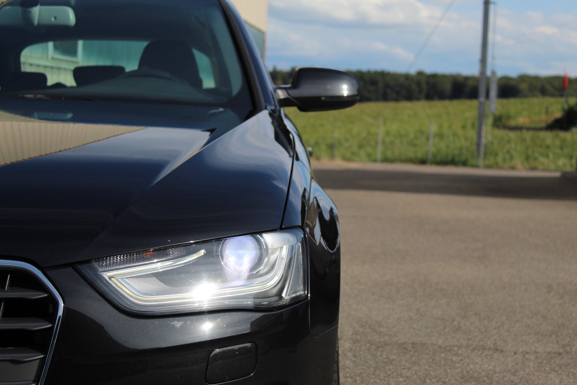 AUDI A4 Avant 2.0 TDI multitronic-image-8