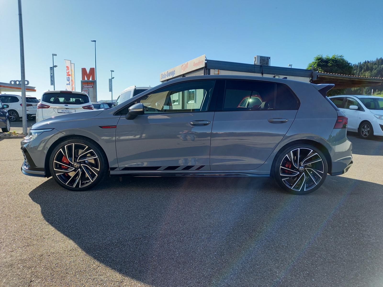 VW Golf 2.0 TSI GTI Clubsport DSG-image-2