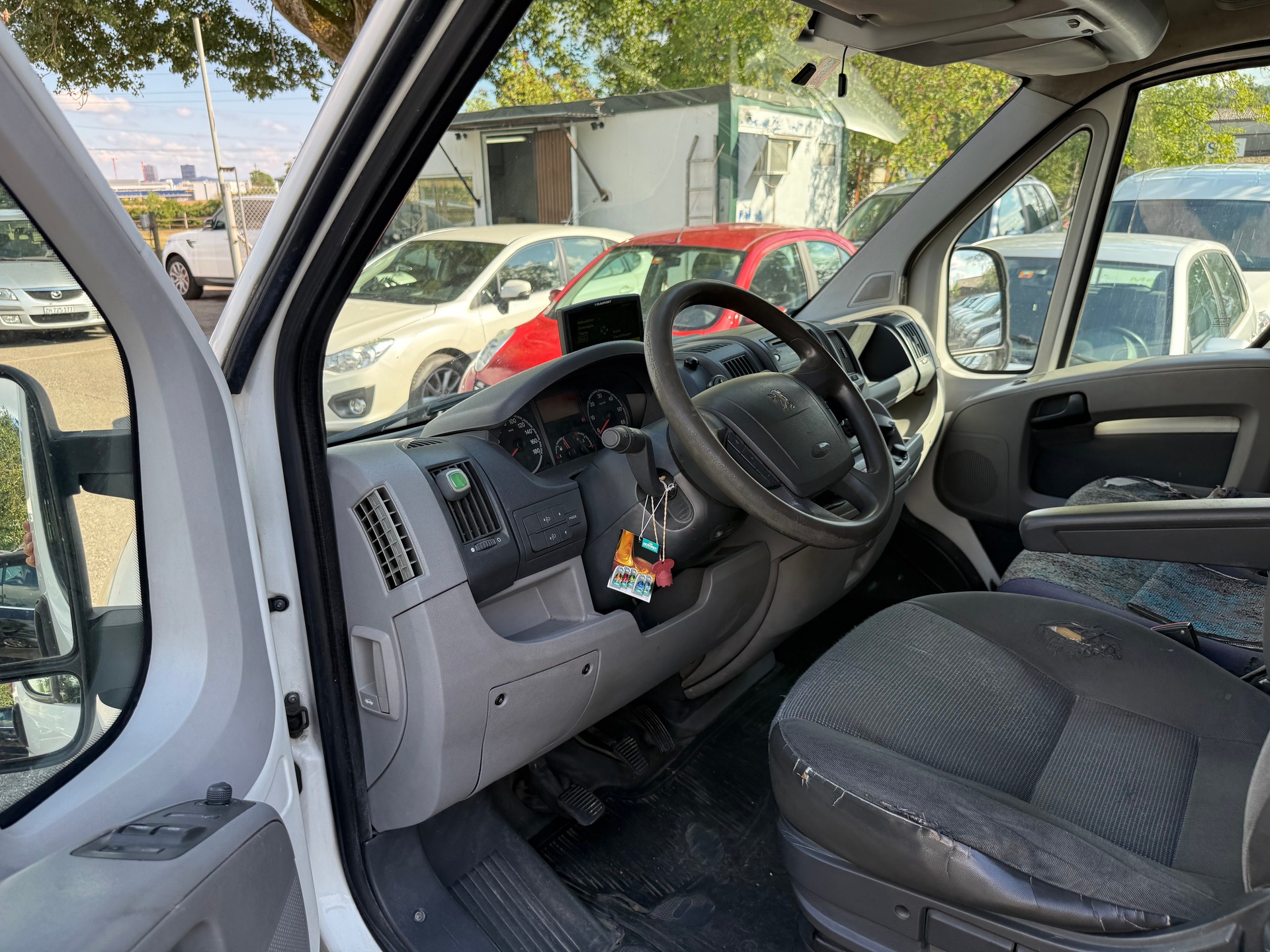 PEUGEOT Boxer 3.0 HDI 435 L2H2-image-8