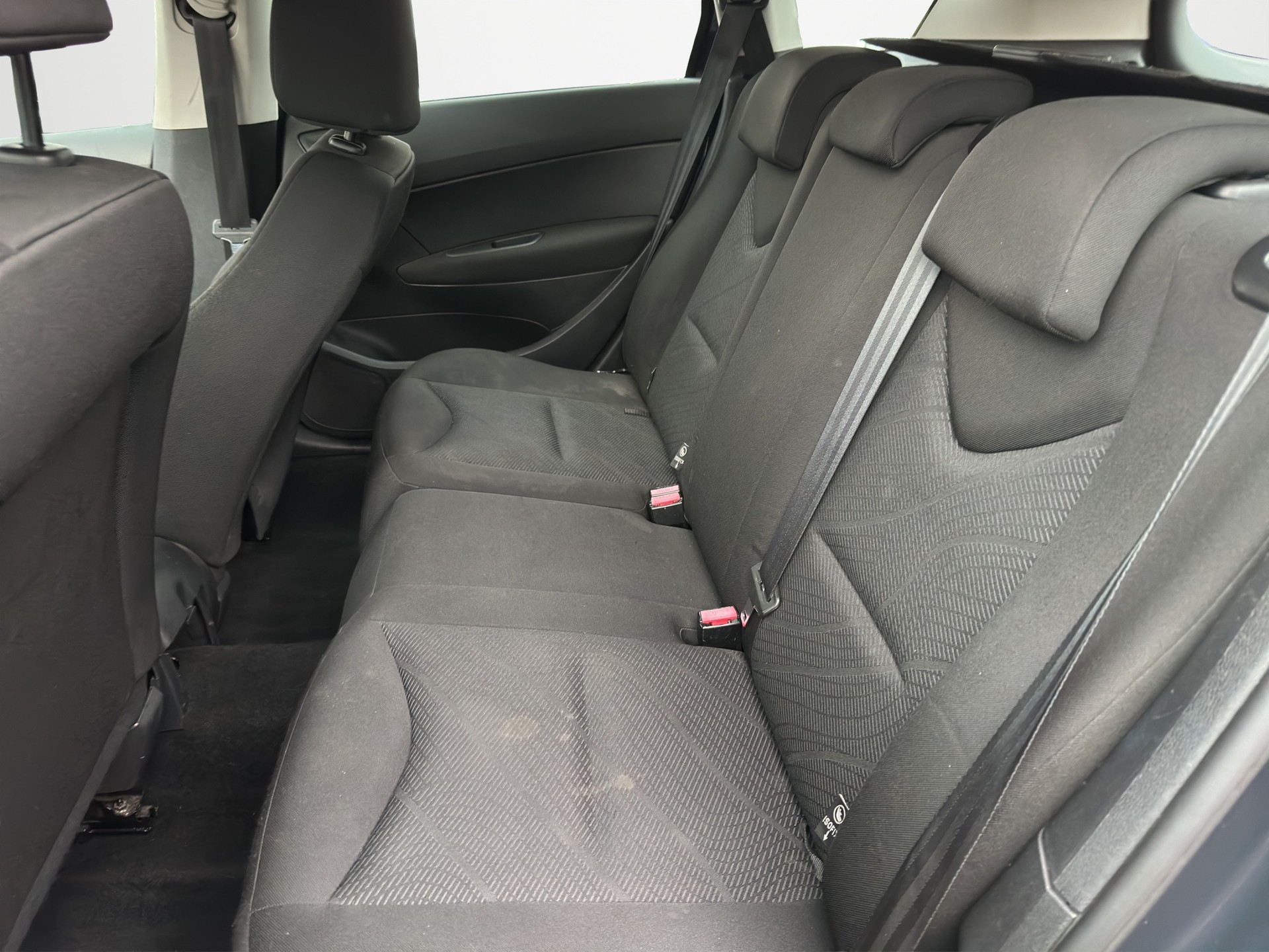 PEUGEOT 308 SW 1.6 HDI Business-image-10