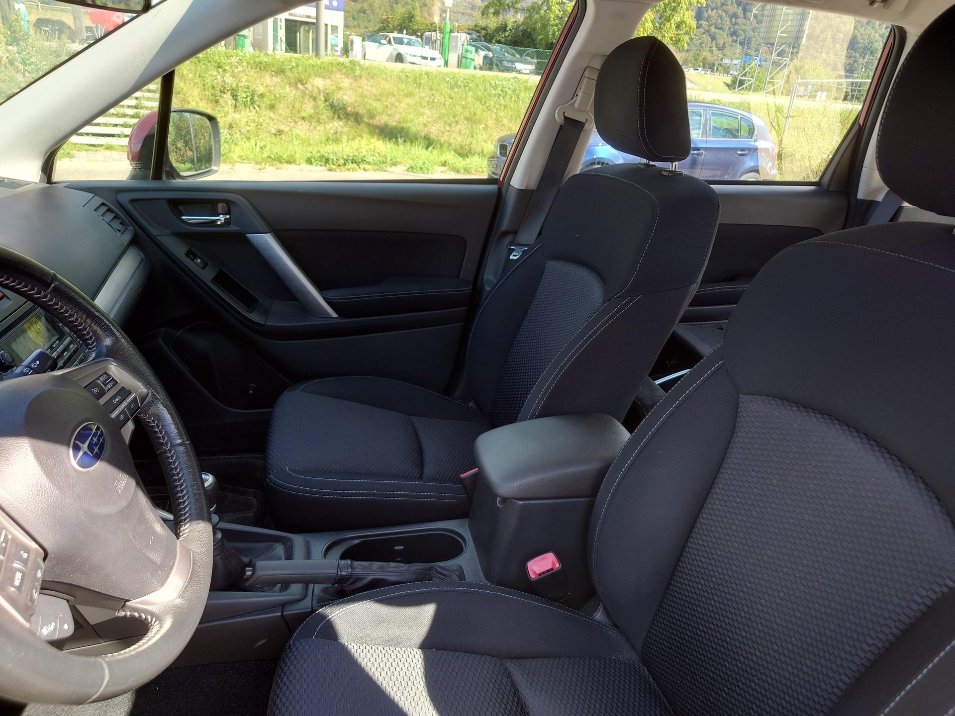 SUBARU Forester Station 2.0 Swiss-image-5