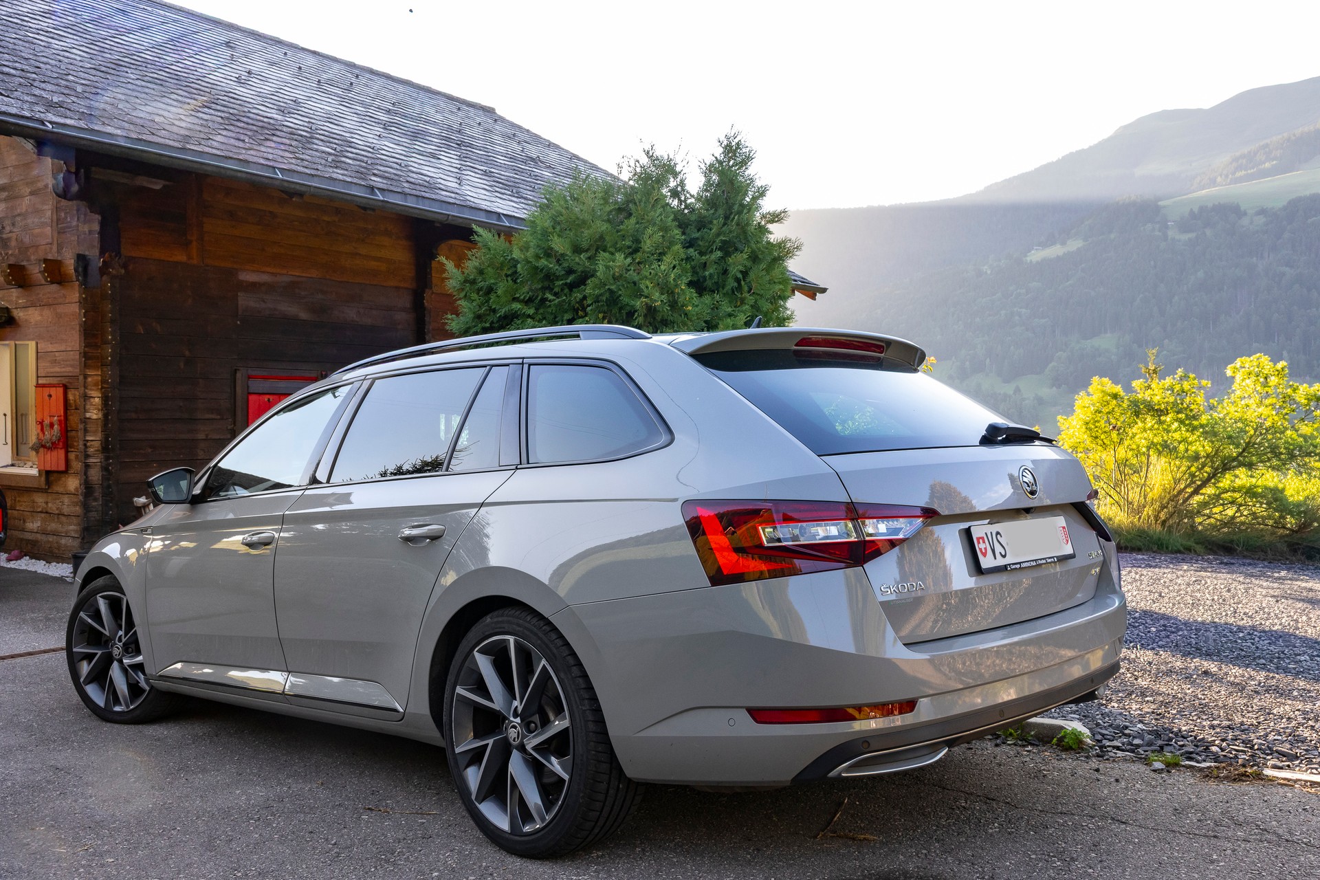 SKODA 2.0 TDI 190 SportLine+ 4x4 DSG-image-1