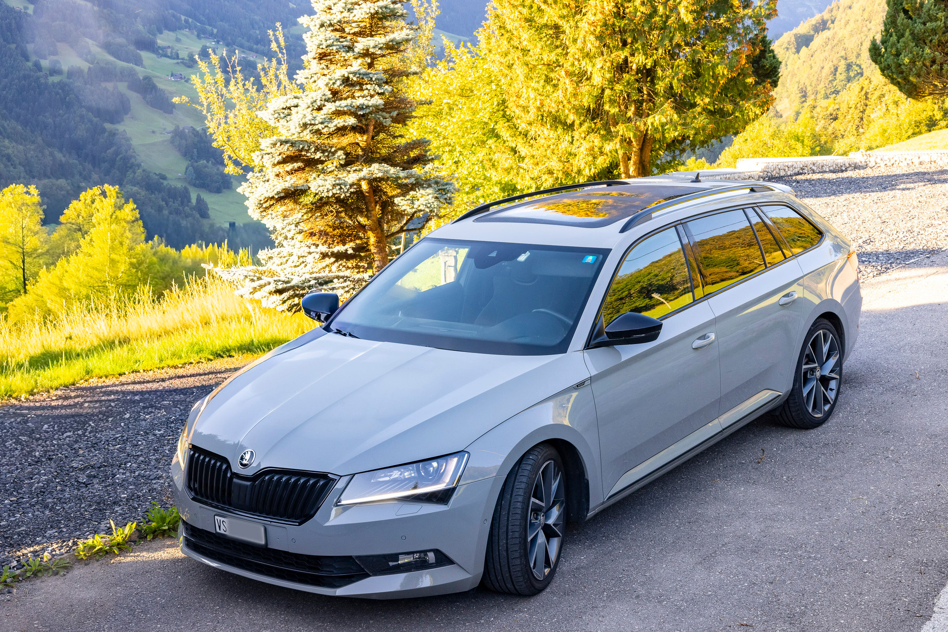 SKODA 2.0 TDI 190 SportLine+ 4x4 DSG-image-2