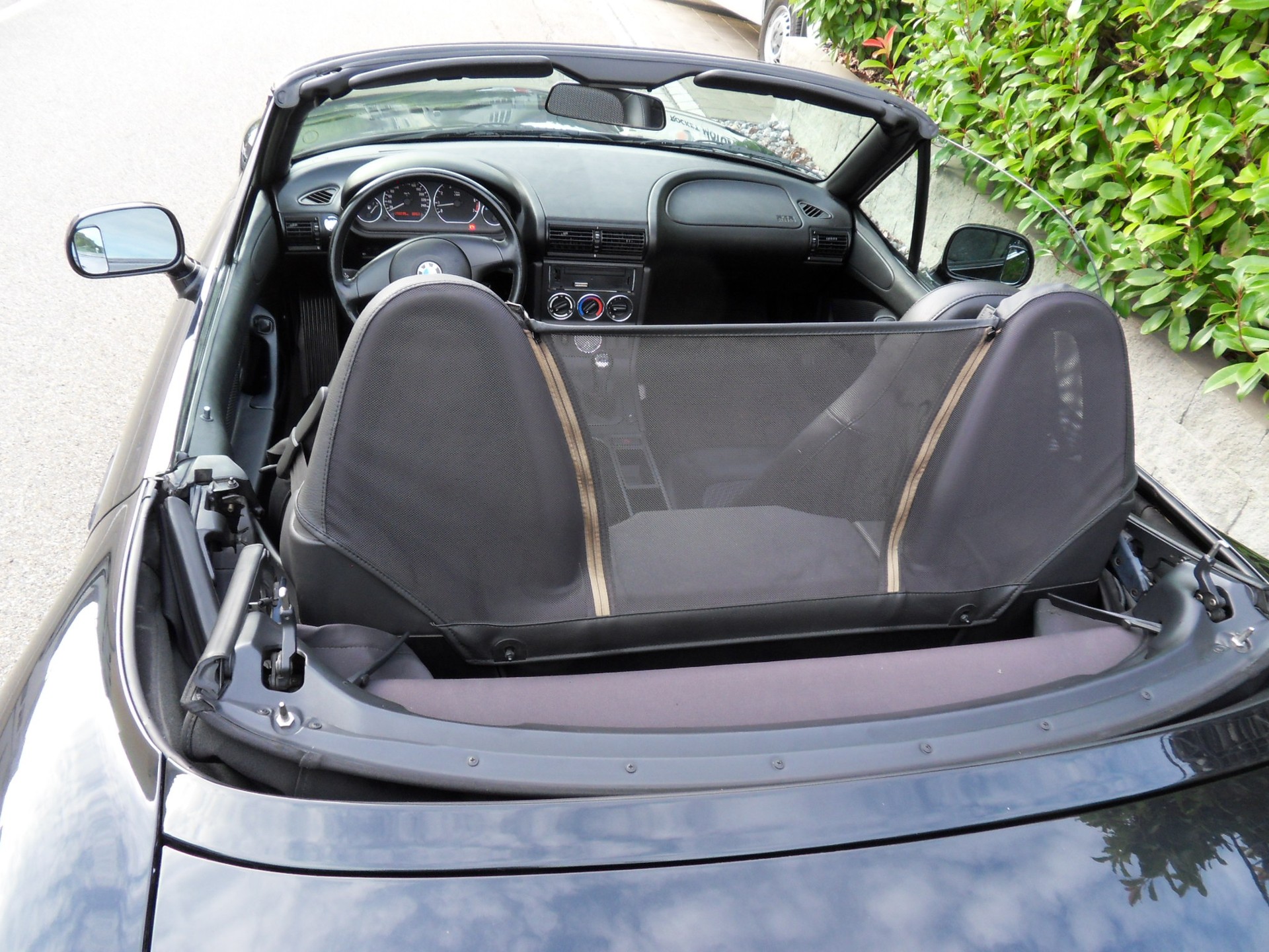 BMW 1.9-image-5