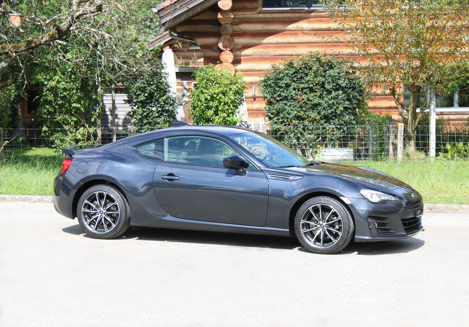 SUBARU BRZ 2.0R-image-3