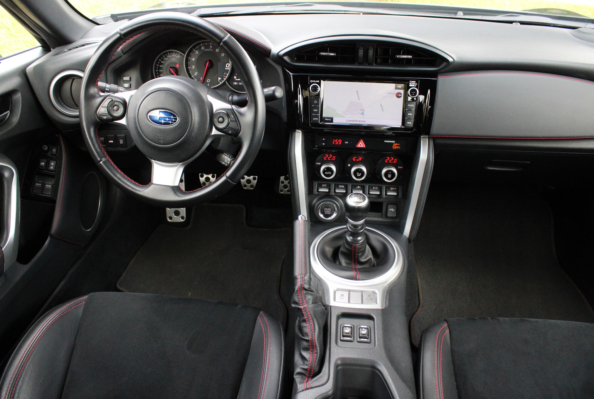 SUBARU BRZ 2.0R-image-12