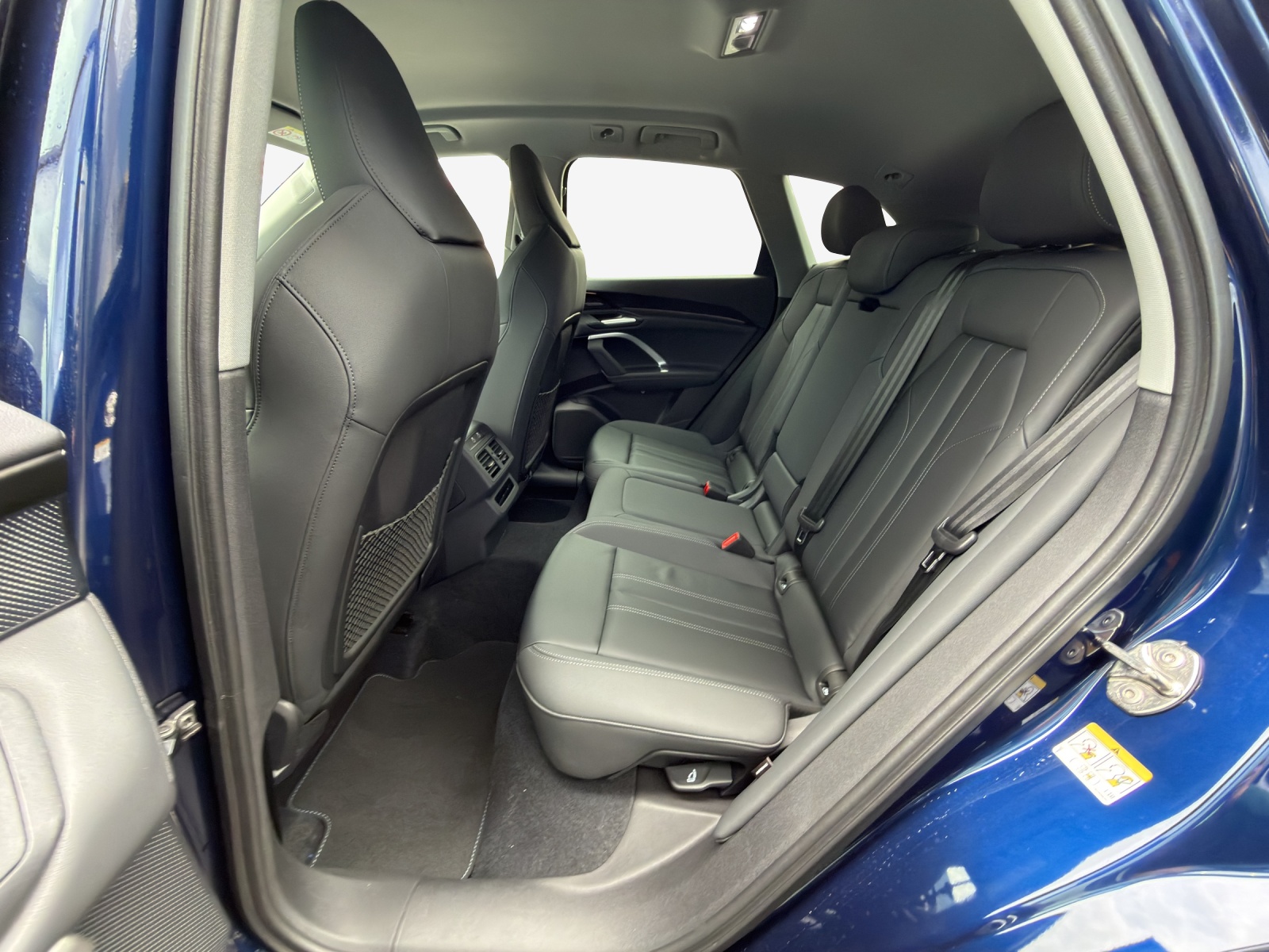 AUDI Q5 TDI quattro 150 kW S-tronic-image-11