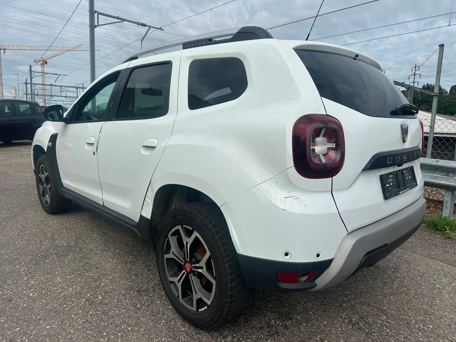 DACIA Duster SCe 115 Prestige 4x4-image-3