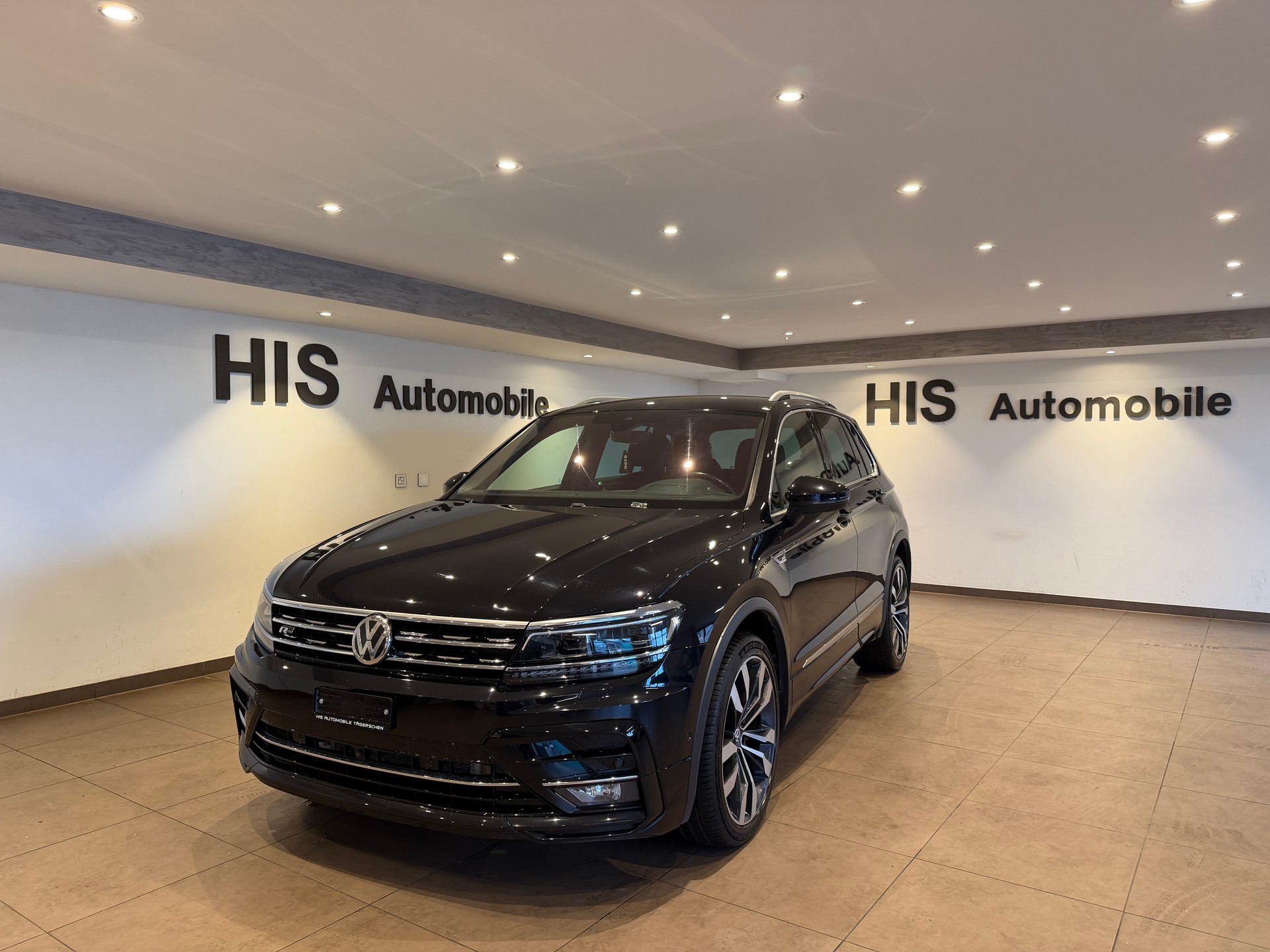 VW Tiguan 2.0 TDI SCR R-Line-image-0