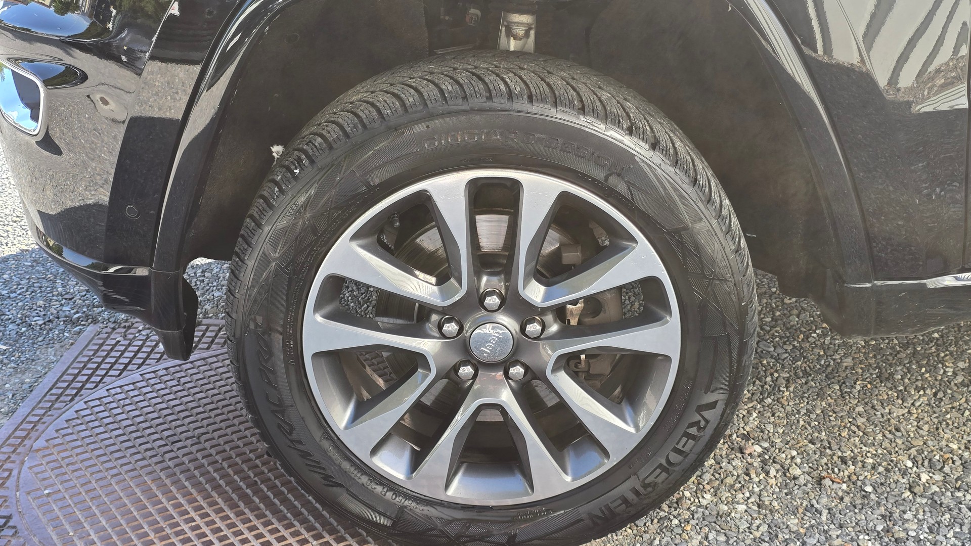 JEEP Grand Cherokee 3.0 CRD Overland Automatic-image-6