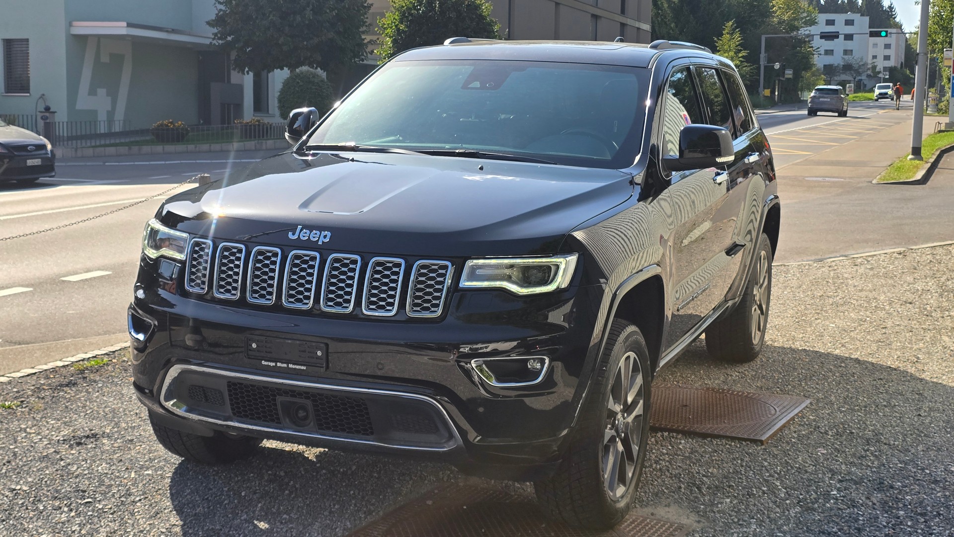 JEEP Grand Cherokee 3.0 CRD Overland Automatic-image-1