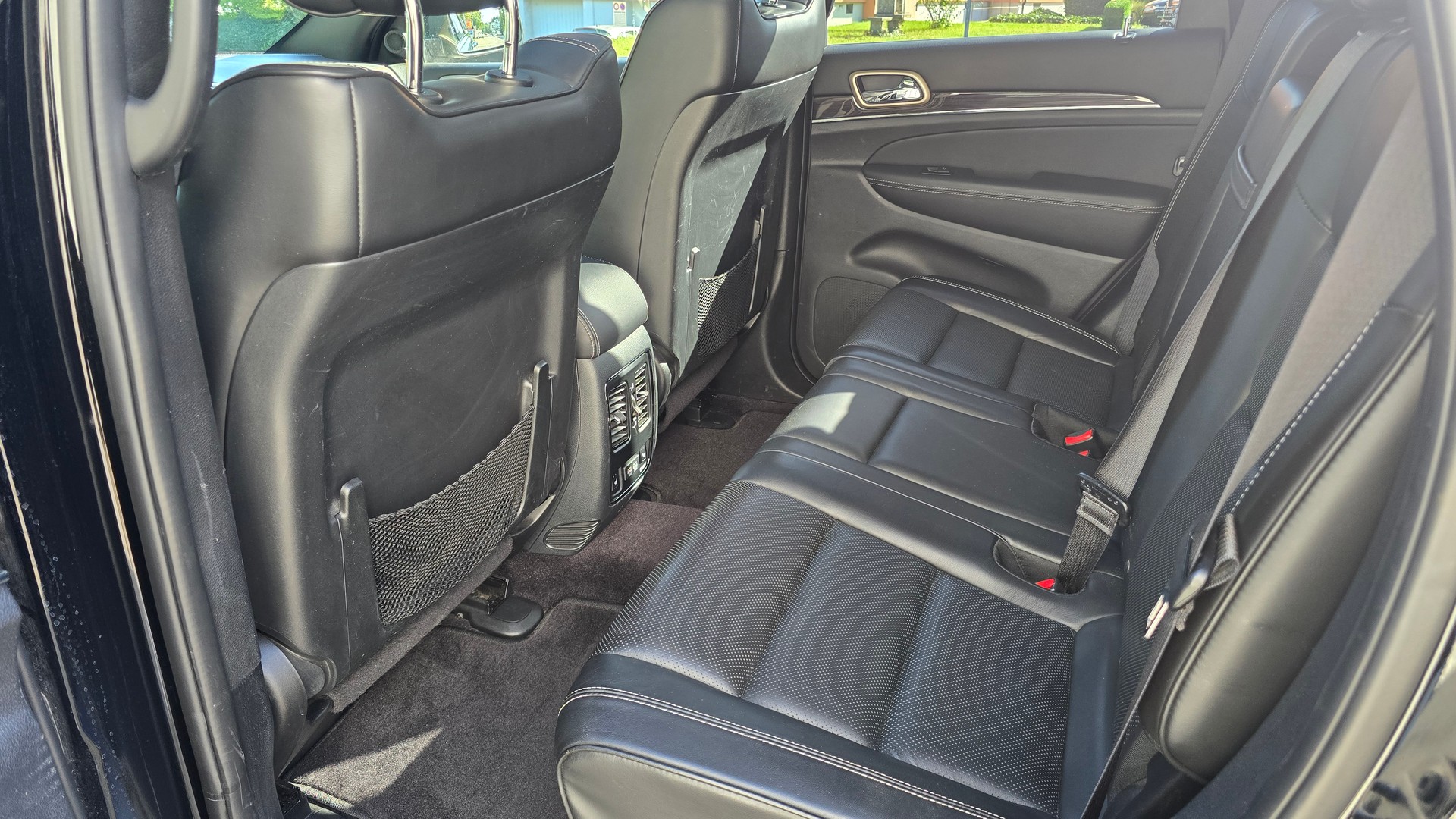 JEEP Grand Cherokee 3.0 CRD Overland Automatic-image-9