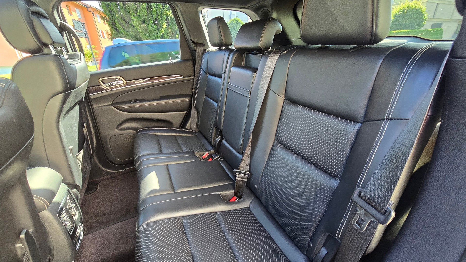 JEEP Grand Cherokee 3.0 CRD Overland Automatic-image-10